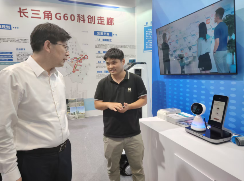 云澎科技AI智能體強勢出圈！驚艷2025全球數貿會&云棲大會 